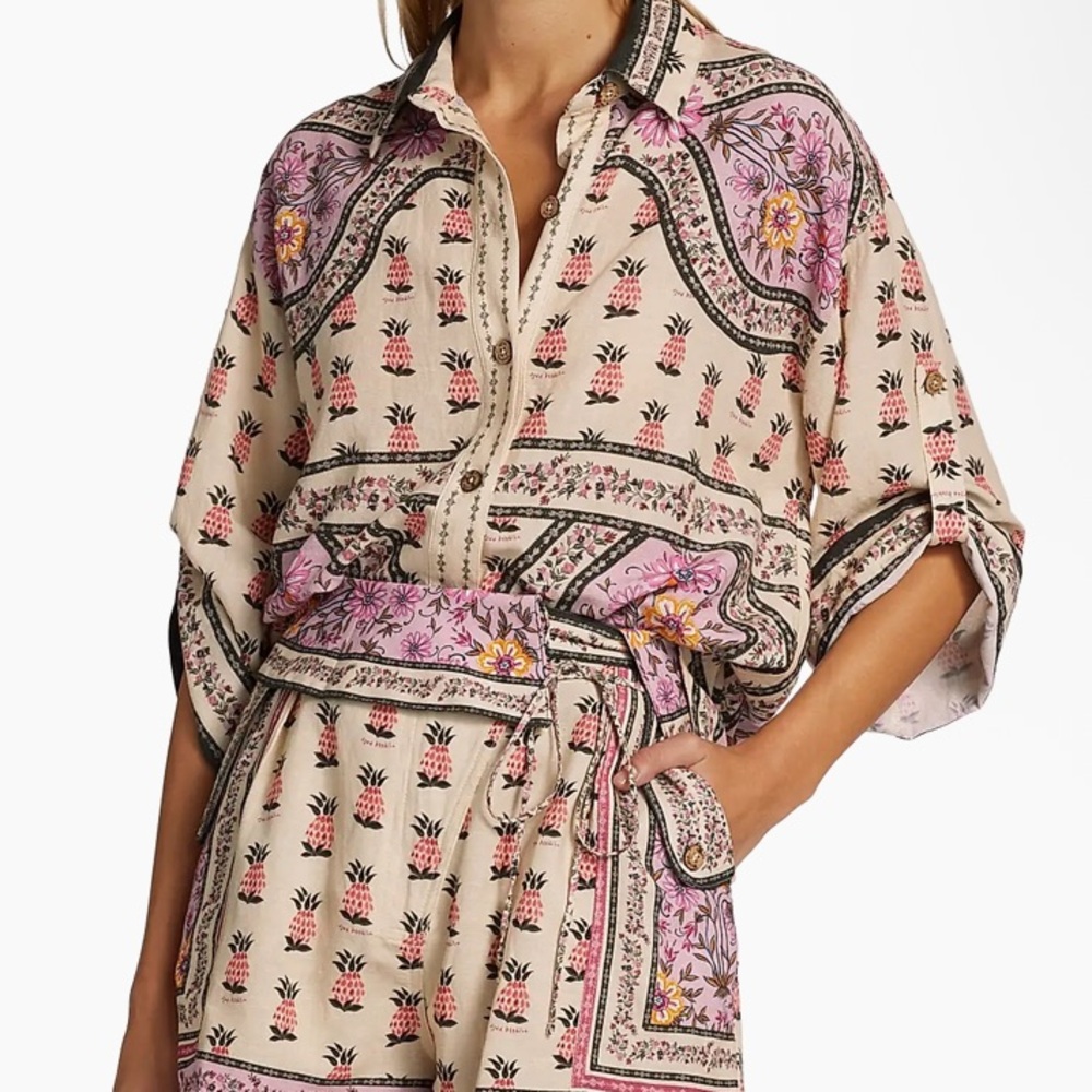 Agua Bendita Floral Blouse